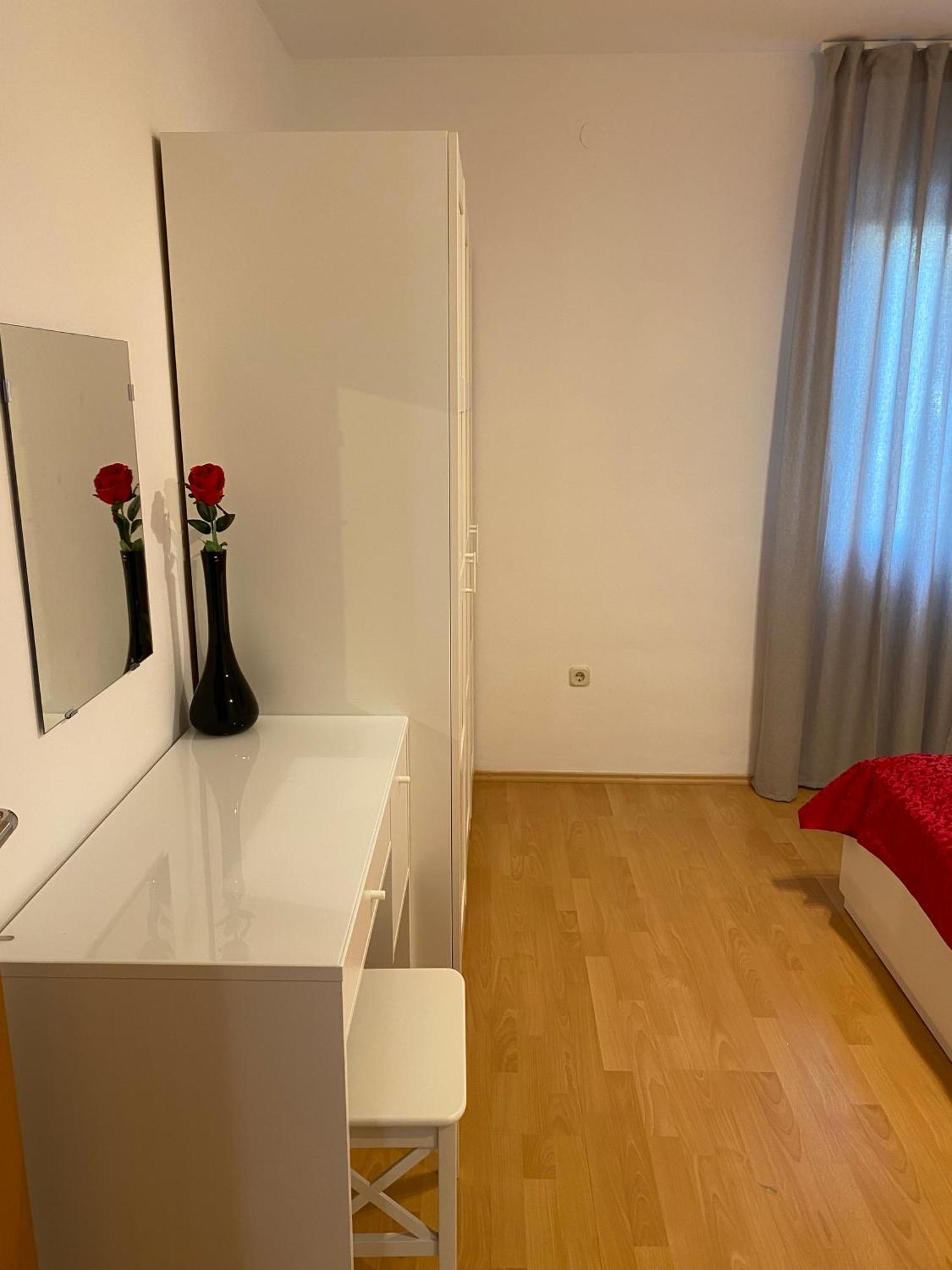 Villa Jasmin Bol Exterior foto