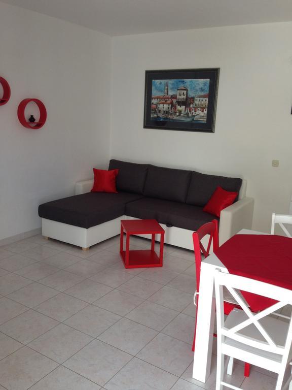 Villa Jasmin Bol Exterior foto