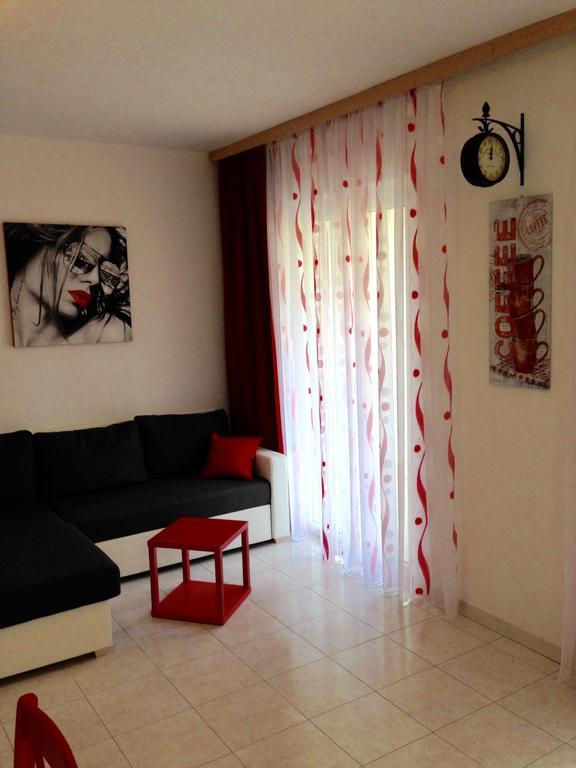 Villa Jasmin Bol Exterior foto