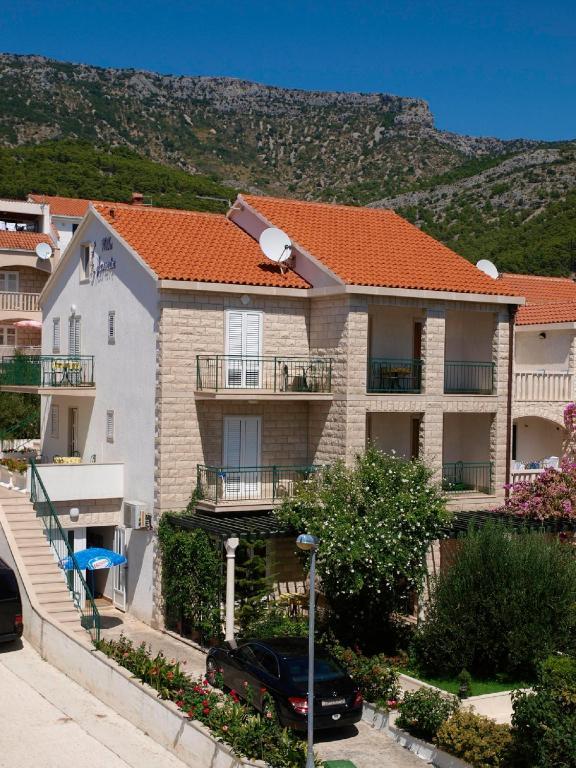 Villa Jasmin Bol Exterior foto